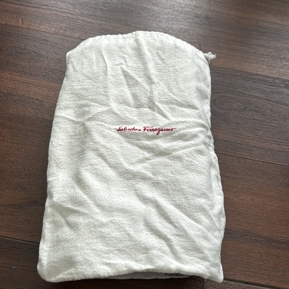 Salvatore Ferragamo Pre Loved Suede low Heels Shoes with Dust Bag. - Picture 3 of 8